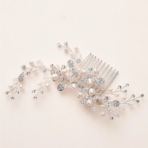 Pearl Hair Comb Accessory - Silver